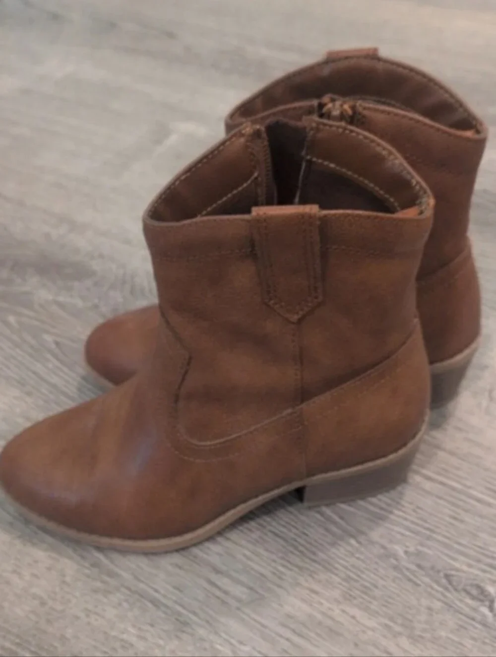 Girls Boots